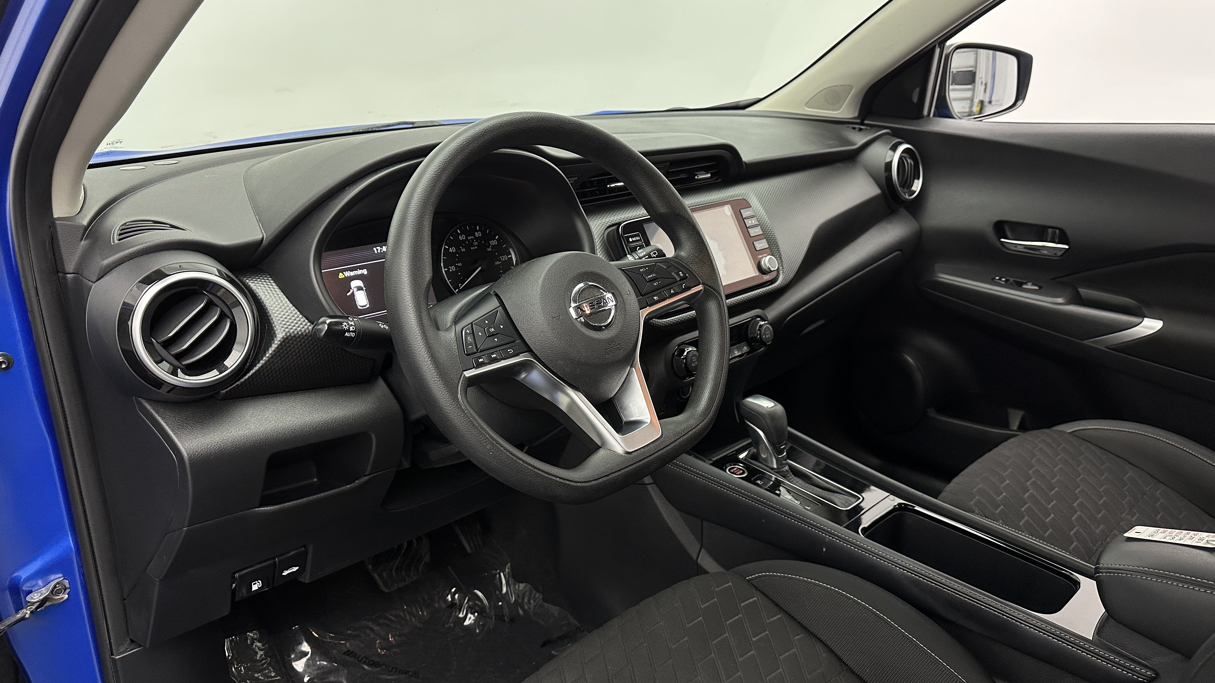 Used 2021 Nissan Kicks SV FWD image 11