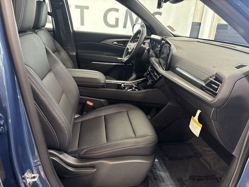 New 2026 Chevrolet Traverse LT w/ Driver Confidence Package image 27