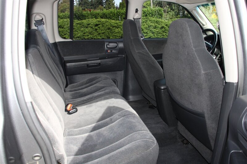 Used 2004 Dodge Dakota SLT AWD/4WD image 6