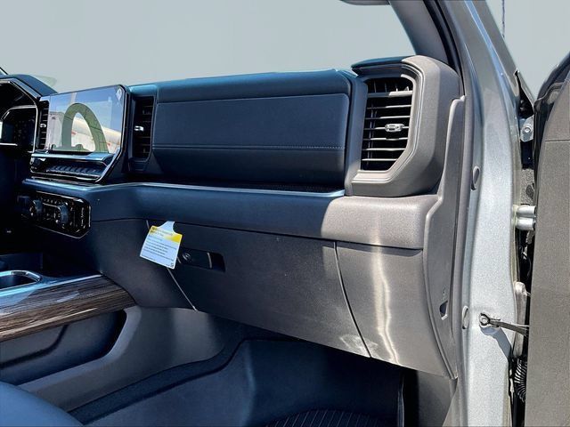 New 2026 Chevrolet Silverado 1500 RST w/ RST All Star Premium Package AWD/4WD image 26