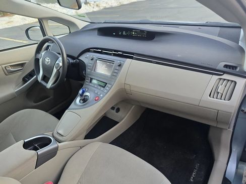 Used 2012 Toyota Prius Two image 25