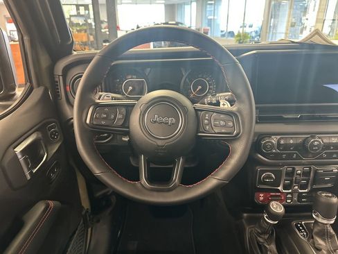 New 2026 Jeep Wrangler Unlimited Rubicon 392 image 22