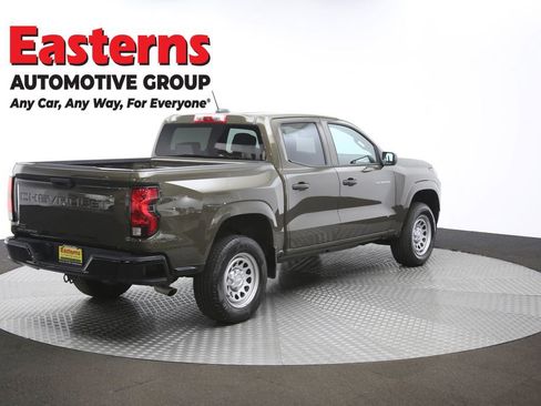 Used 2024 Chevrolet Colorado W/T RWD image 40