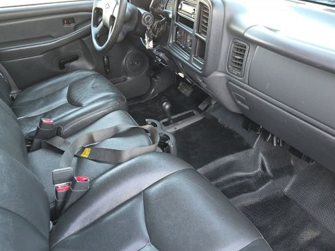 Used 2006 Chevrolet Silverado 3500 W/T w/ Skid Plate Package image 17