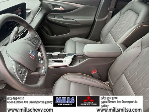 Used 2025 Buick Envista Avenir FWD image 11