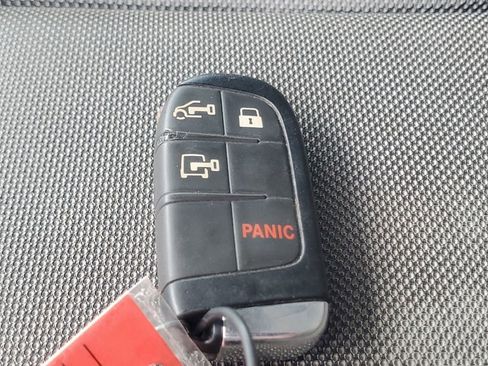 Used 2023 RAM ProMaster 2500 FWD image 33