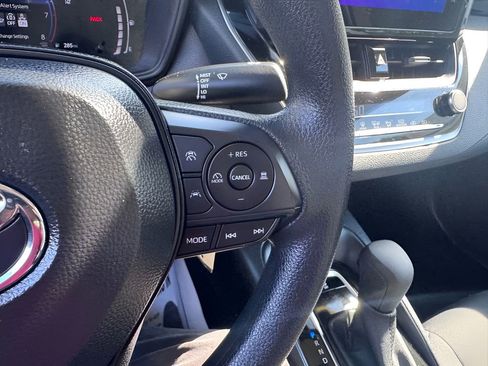 Used 2026 Toyota Corolla LE FWD image 18