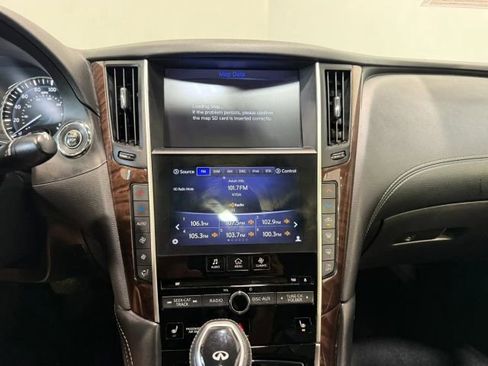 Used 2019 INFINITI Q50 Luxe w/ Essential Package (3.0T Luxe) image 19