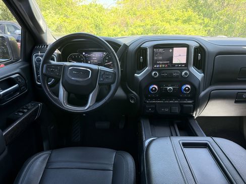Used 2021 GMC Sierra 1500 Denali w/ Driver Alert Package II AWD/4WD image 15