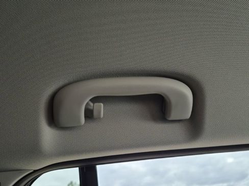 Used 2025 Chevrolet Trax ACTIV w/ Driver Confidence Package image 47