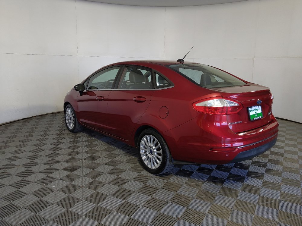 Used 2014 Ford Fiesta Titanium FWD image 3