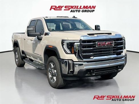 Used 2026 GMC Sierra 2500 SLE w/ SLE Value Package; AWD/4WD image 1