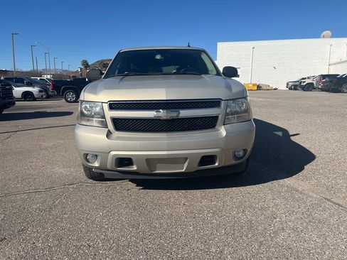 Used 2010 Chevrolet Tahoe LS w/ Exterior Plus Package image 2