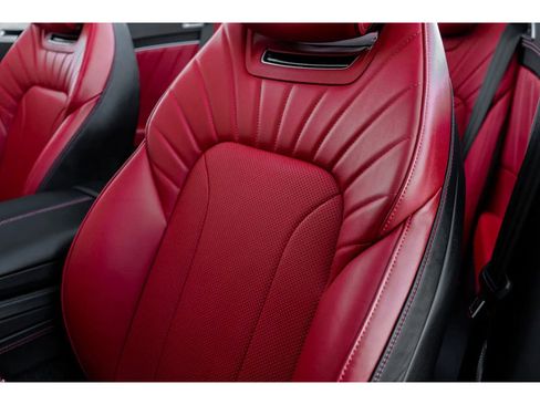 Used 2024 Bentley Continental GT V8 image 28