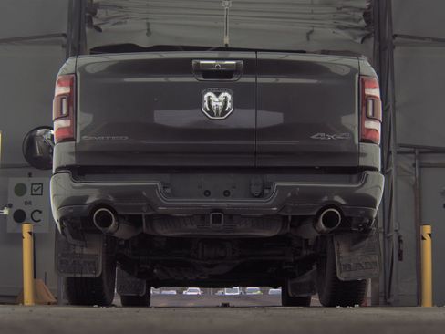 Used 2020 RAM 1500 Limited image 6