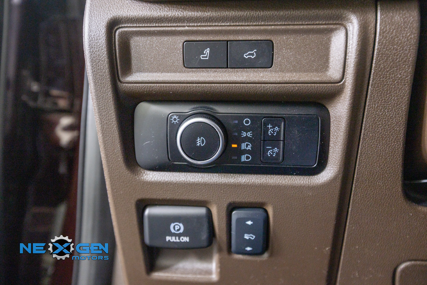 Used 2024 Ford Expedition King Ranch AWD/4WD image 16