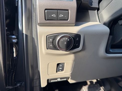 Used 2017 Ford F250 XLT w/ XLT Value Package AWD/4WD image 20