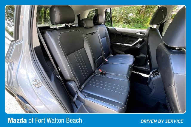 Used 2024 Volkswagen Tiguan SE FWD image 21