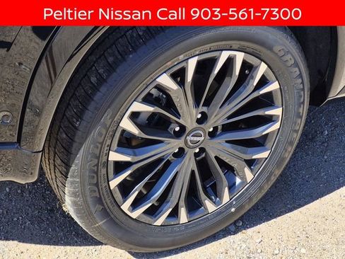 New 2026 Nissan Rogue Platinum w/ Tech Package AWD/4WD image 5