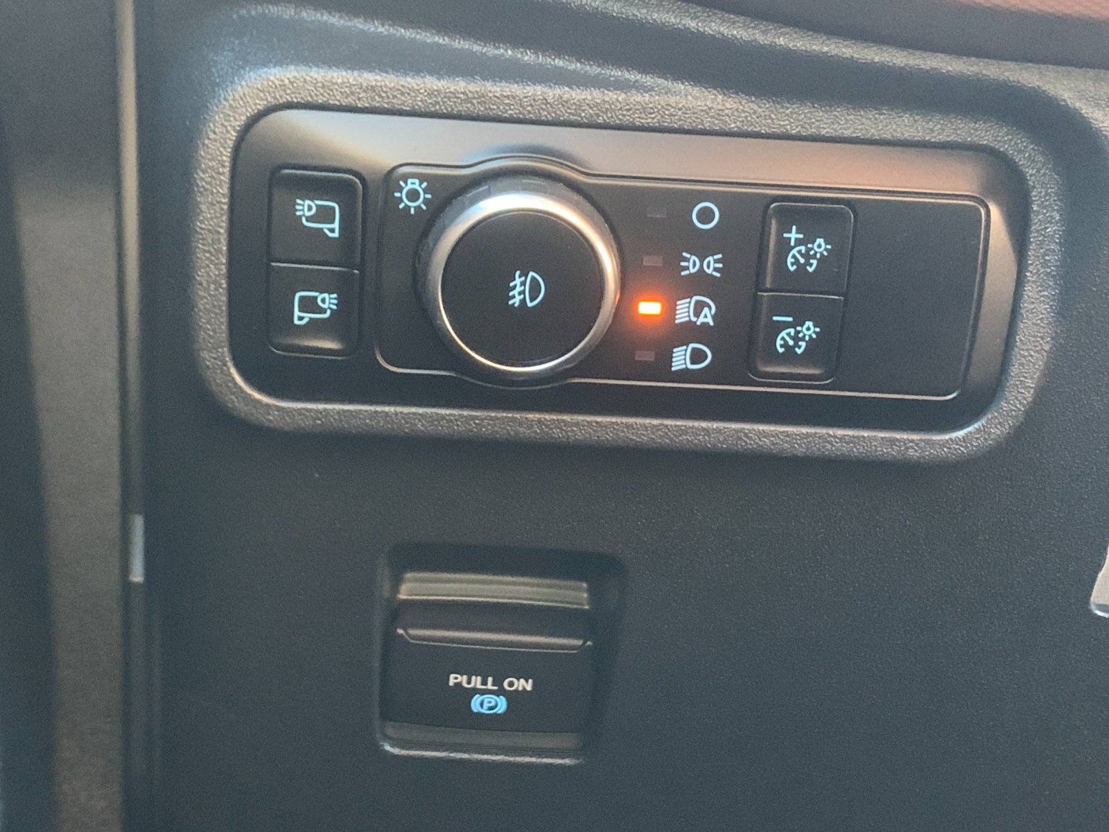 Used 2024 Ford Bronco Outer Banks AWD/4WD image 33