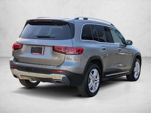 Used 2022 Mercedes-Benz GLB 250 image 5