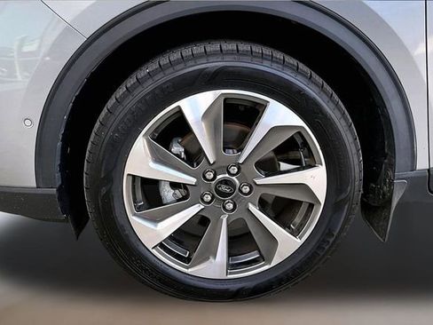 Used 2023 Ford Escape Platinum w/ Premium Technology Package AWD/4WD image 28