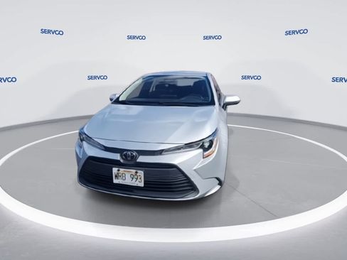 Used 2023 Toyota Corolla LE image 4