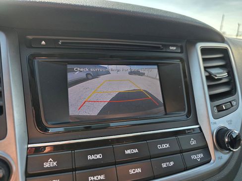 Used 2017 Hyundai Tucson SE image 16