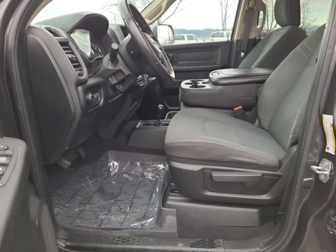 Used 2020 RAM 3500 Tradesman image 19