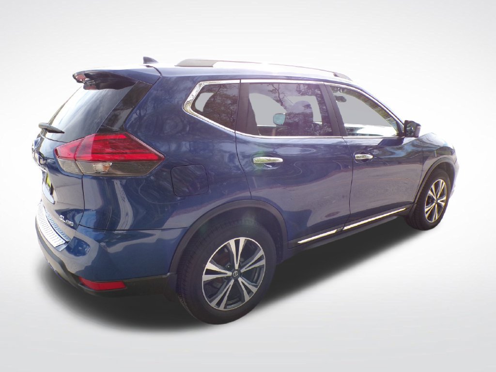 Used 2017 Nissan Rogue SL w/ SL Premium Package AWD/4WD image 7