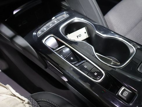 Used 2023 Buick Envision Preferred AWD/4WD image 29