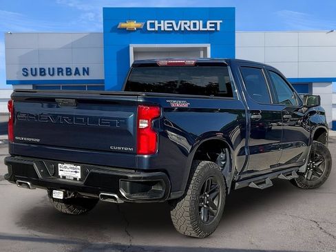 Used 2021 Chevrolet Silverado 1500 Custom Trail Boss AWD/4WD image 4