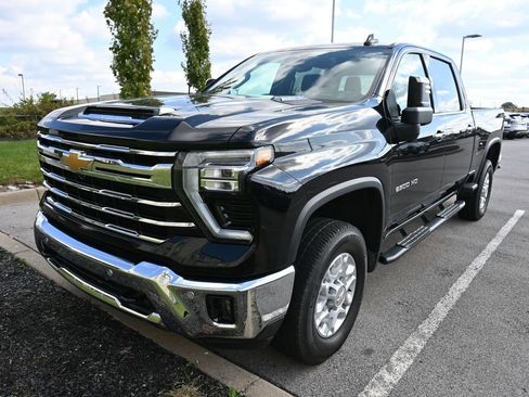 Used 2024 Chevrolet Silverado 2500 LTZ w/ LTZ Convenience Package image 1