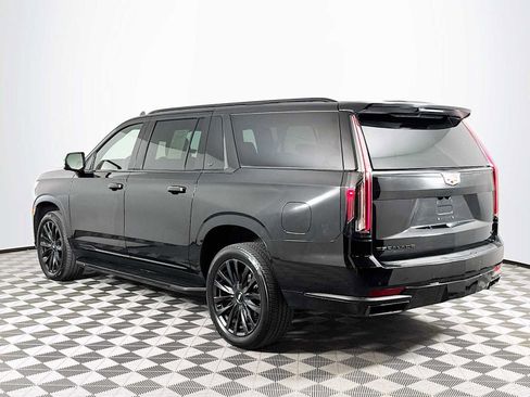 Used 2022 Cadillac Escalade ESV Luxury image 7