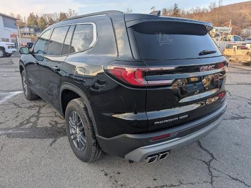 Used 2025 GMC Acadia Elevation image 6