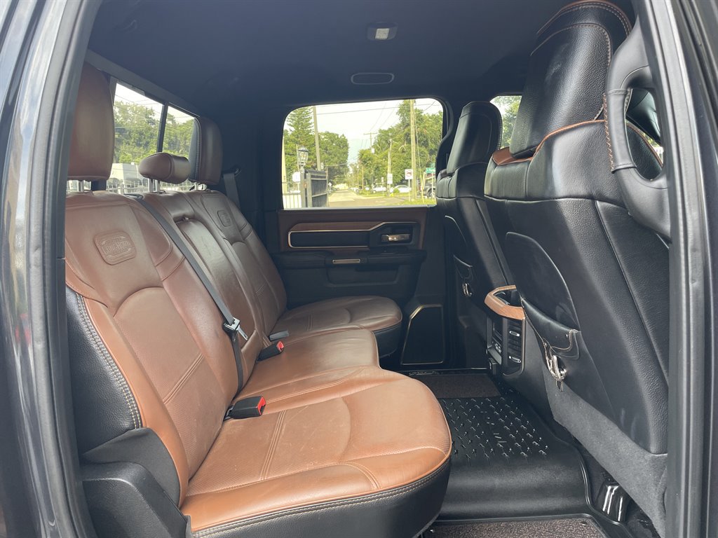 Used 2022 RAM 3500 Limited AWD/4WD image 26