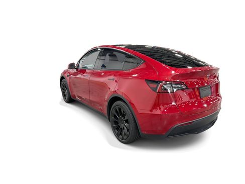 Certified 2023 Tesla Model Y Long Range AWD/4WD image 4