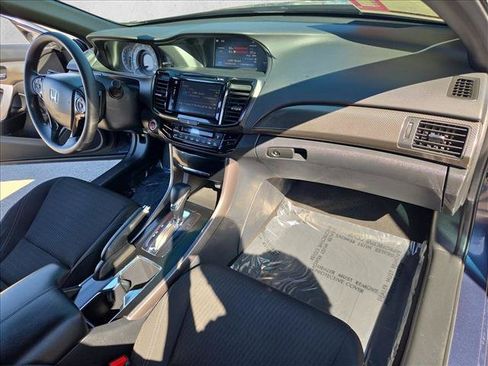 Used 2016 Honda Accord EX image 20
