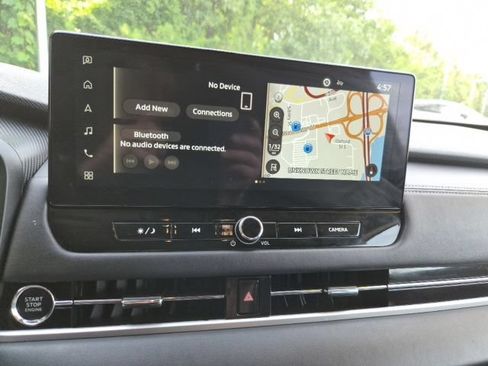 Used 2025 Mitsubishi Outlander SE AWD/4WD image 24