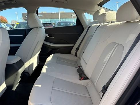 New 2026 Hyundai Sonata SEL FWD image 9