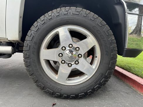 Used 2012 Chevrolet Silverado 2500 LTZ w/ LTZ Plus Package image 14