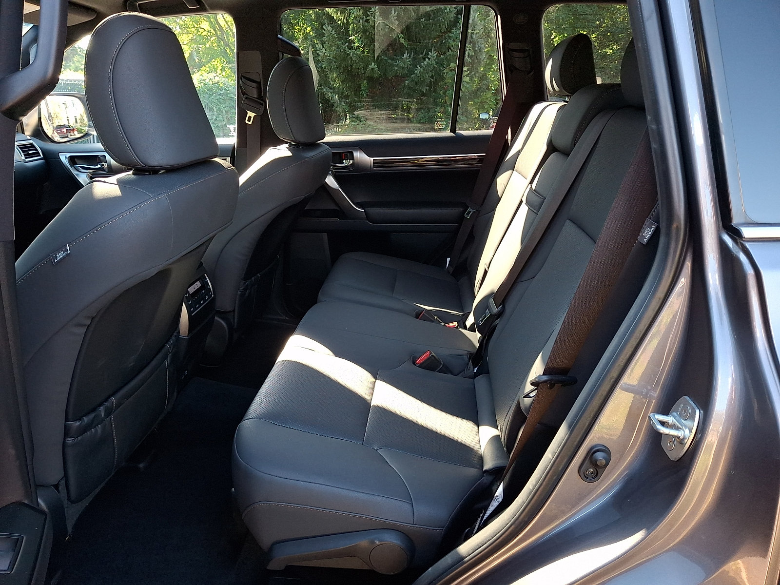 Certified 2023 Lexus GX 460 Premium w/ Premium Package AWD/4WD image 10