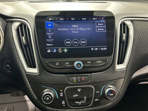 Used 2024 Chevrolet Malibu LS image 18