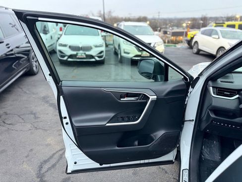 Used 2024 Toyota RAV4 XSE w/ Advanced Technology Package image 16