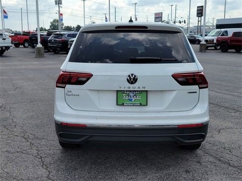 Used 2024 Volkswagen Tiguan Wolfsburg Edition image 4