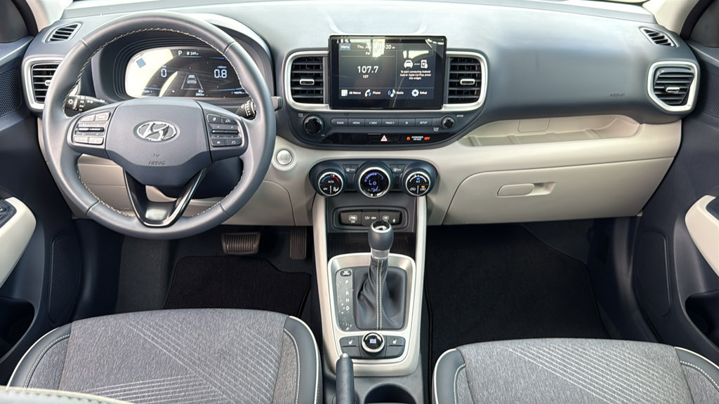 Used 2026 Hyundai Venue SEL FWD image 12
