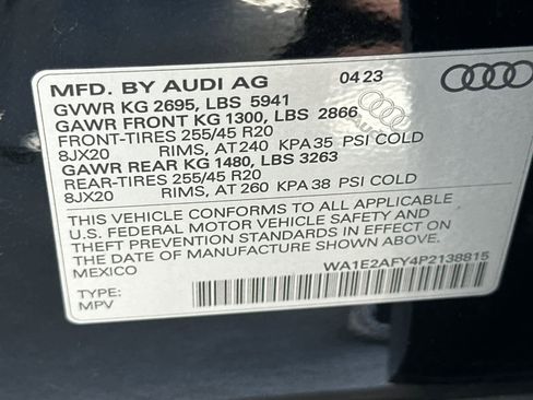 Used 2023 Audi Q5 e Premium Plus w/ Premium Plus Package image 29