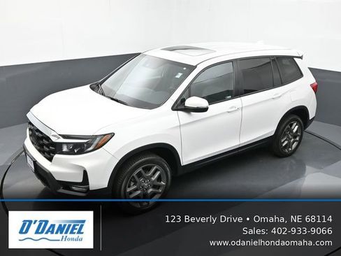 Used 2023 Honda Passport EX-L image 16