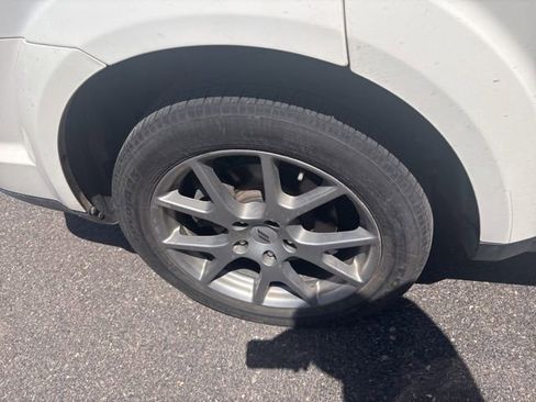 Used 2019 Dodge Journey GT FWD image 14