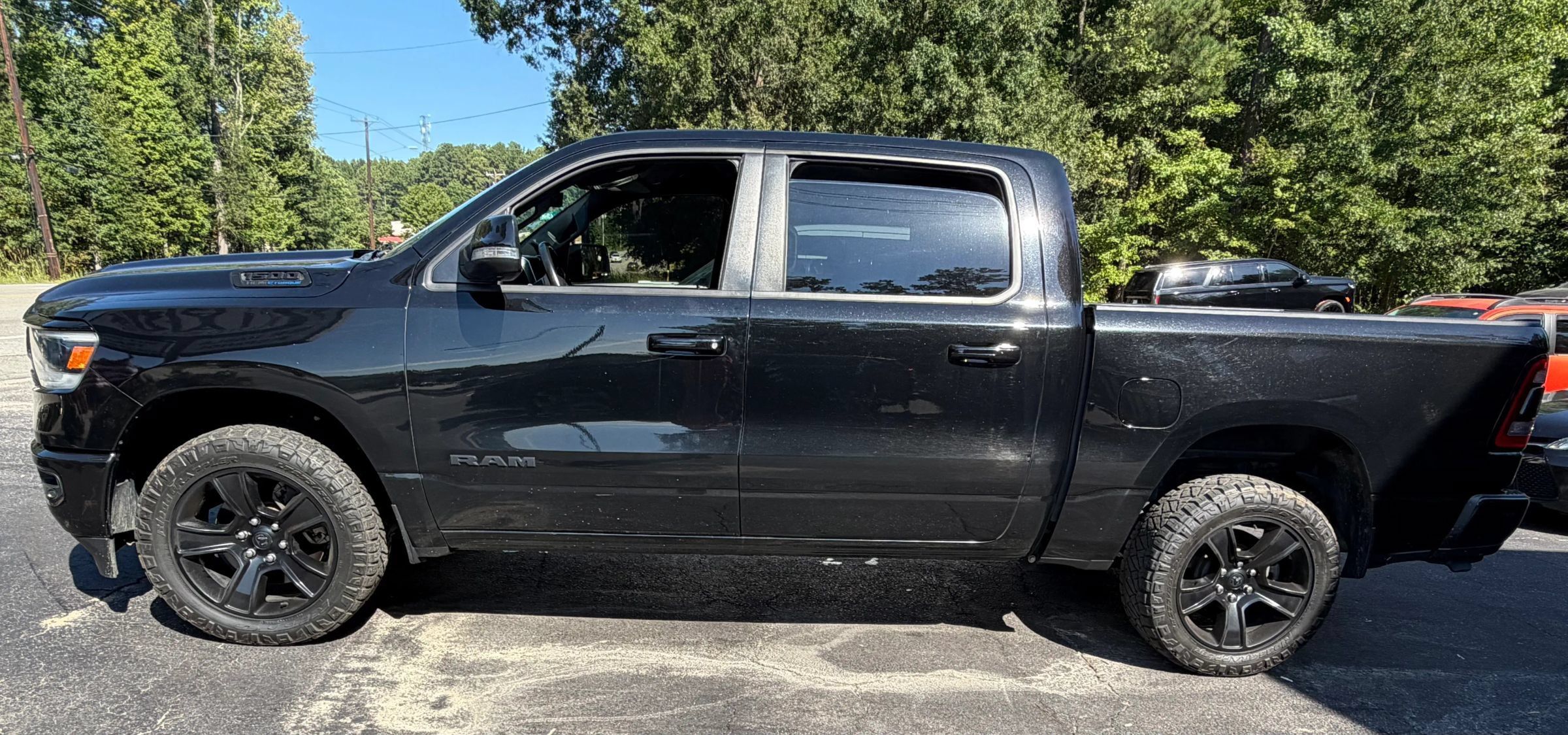 Used 2021 RAM 1500 Big Horn AWD/4WD image 2
